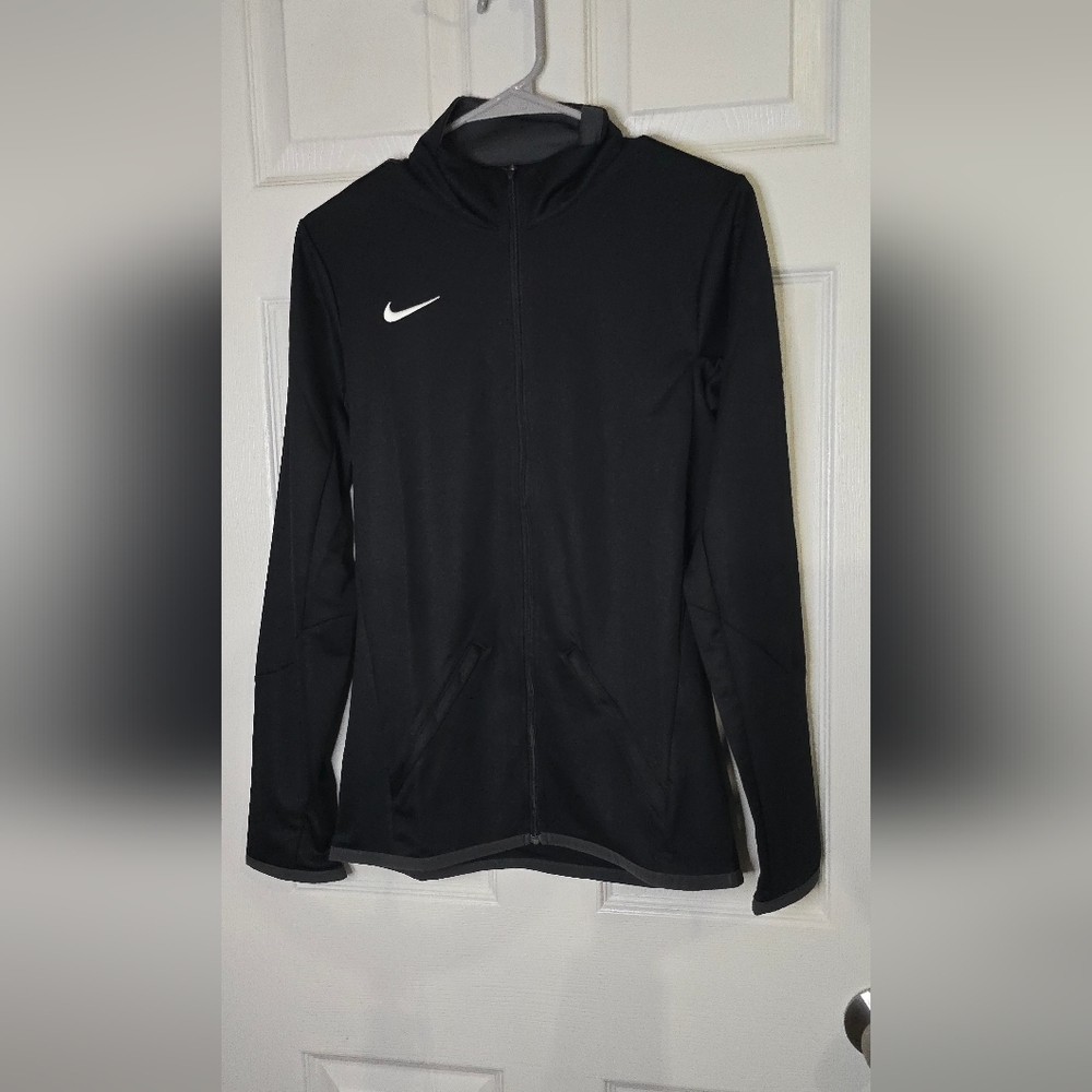Nike Black Full-Zip Track Jacket Lightweight